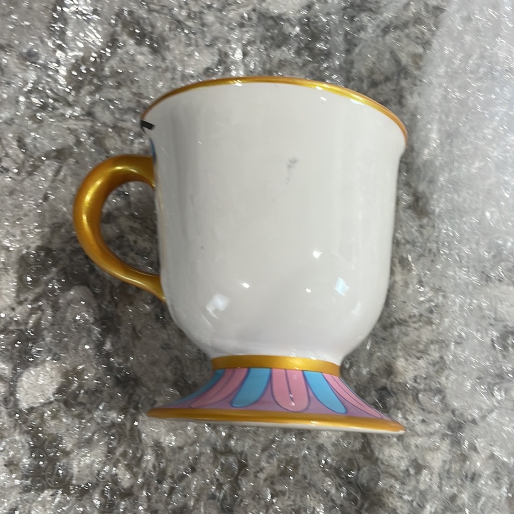 Officially licensed Disney Chip Mug Beauty and the Beast - Picture 3 of 4